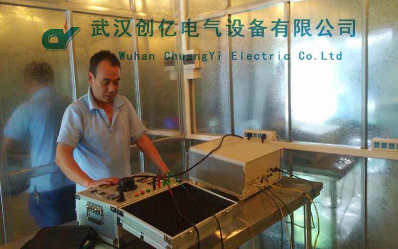 創(chuàng)億電氣去往深圳振勤調(diào)試